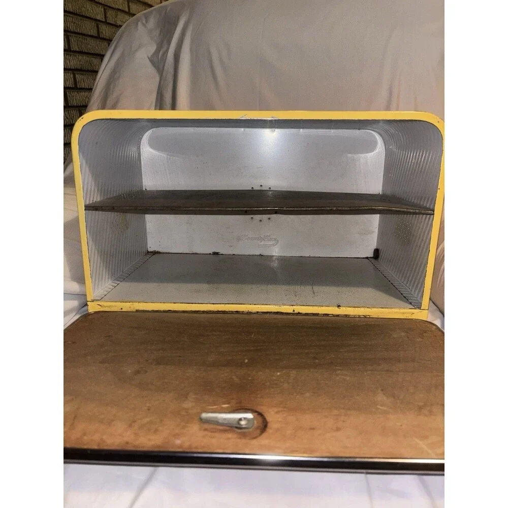 Vintage Lincoln Beauty Ware Yellow Metal Bread Box 1960’s 1970’s Retro